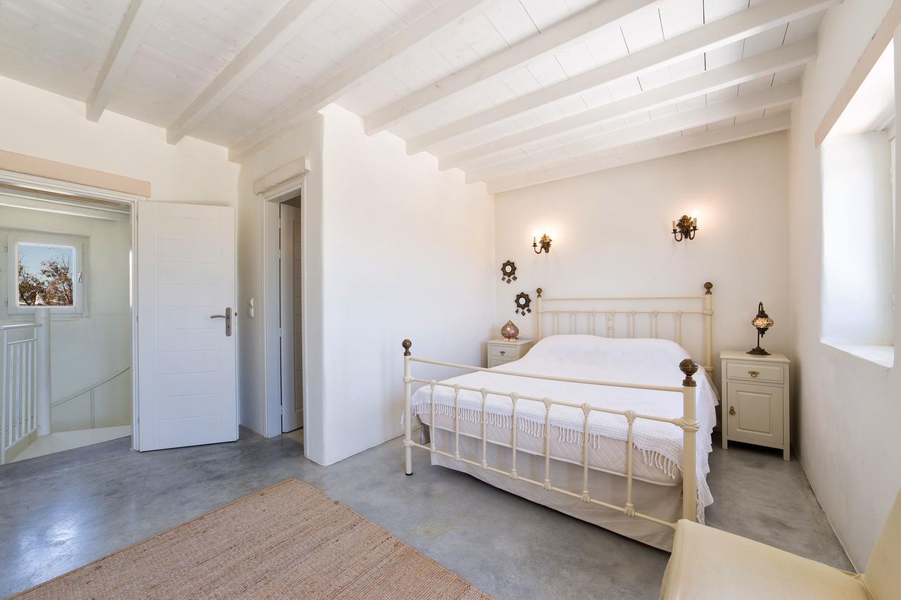 Villa Filizi - Filizi Naoussa Paros Santa Maria  Buitenkant foto