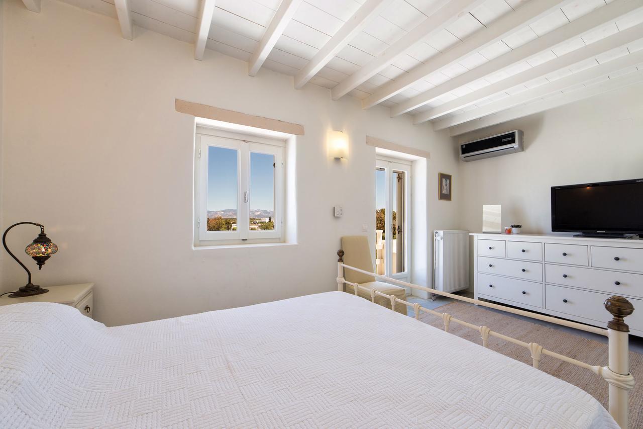 Villa Filizi - Filizi Naoussa Paros Santa Maria  Buitenkant foto