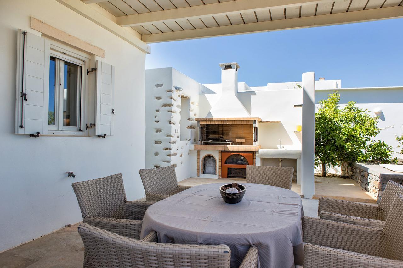 Villa Filizi - Filizi Naoussa Paros Santa Maria  Buitenkant foto